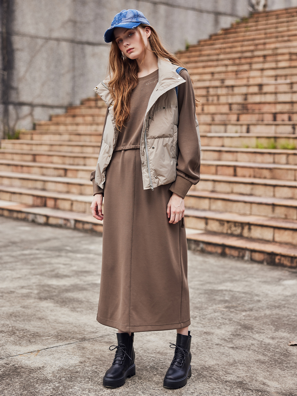 abito休閒刺繡洋裝