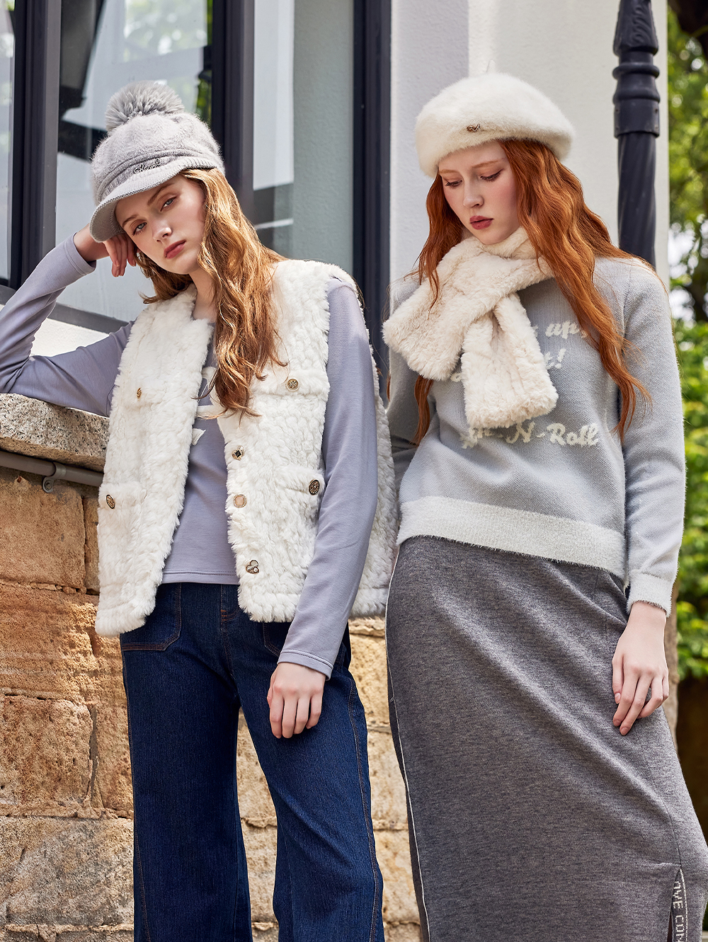 abito緹花字母針織上衣