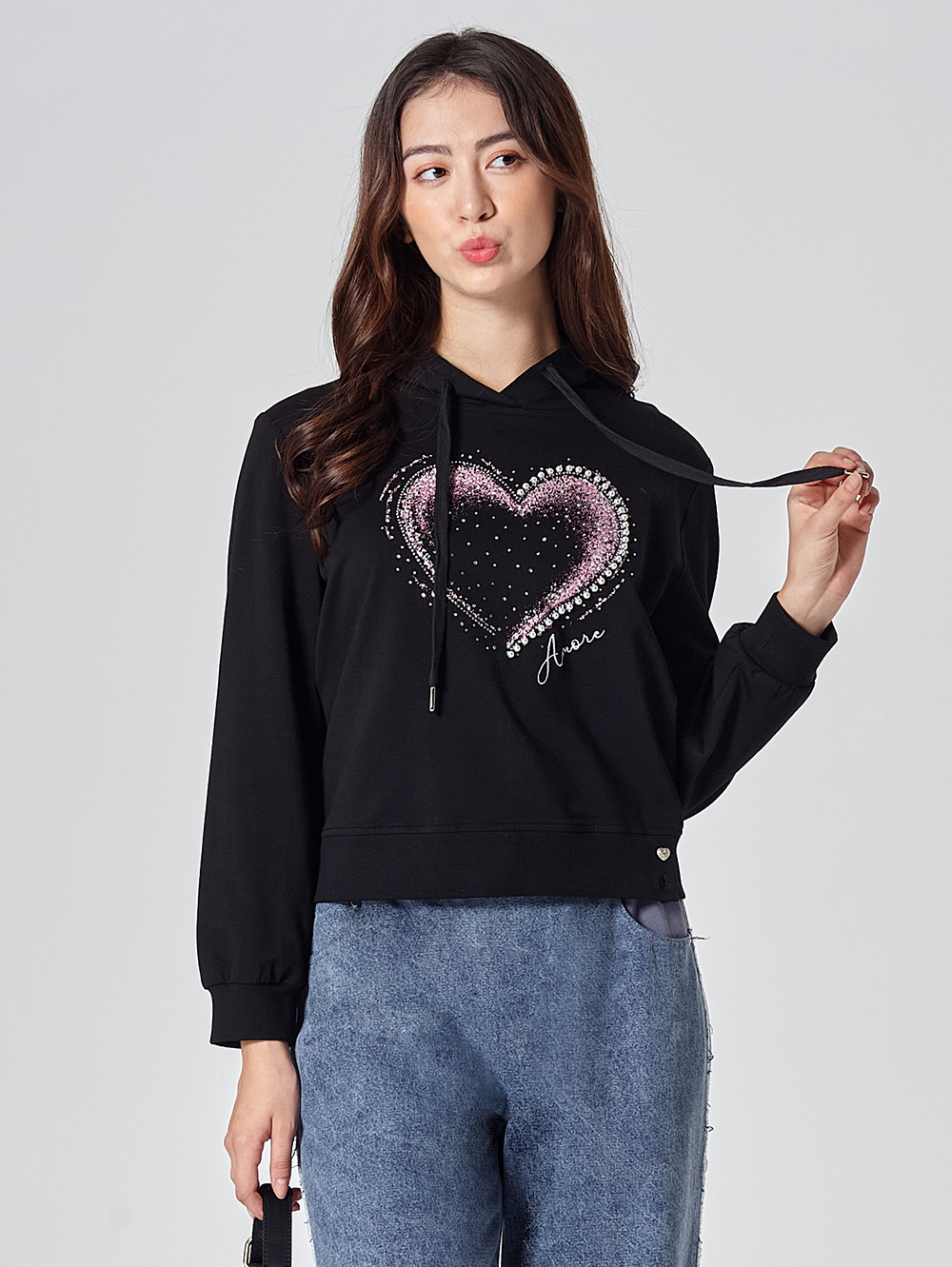 DITA休閒愛心水鑽連帽T-shirt