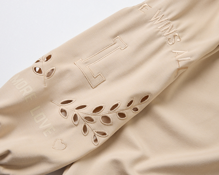 abito雙袖刺繡鍊條長袖衛衣