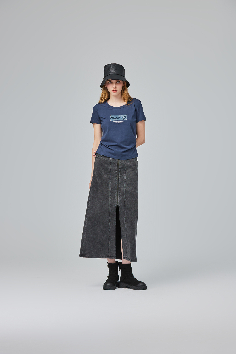 abito休閒字母刺繡上衣
