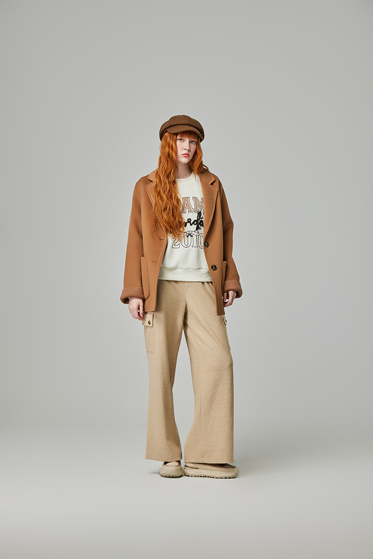 abito休閒字樣刺繡上衣