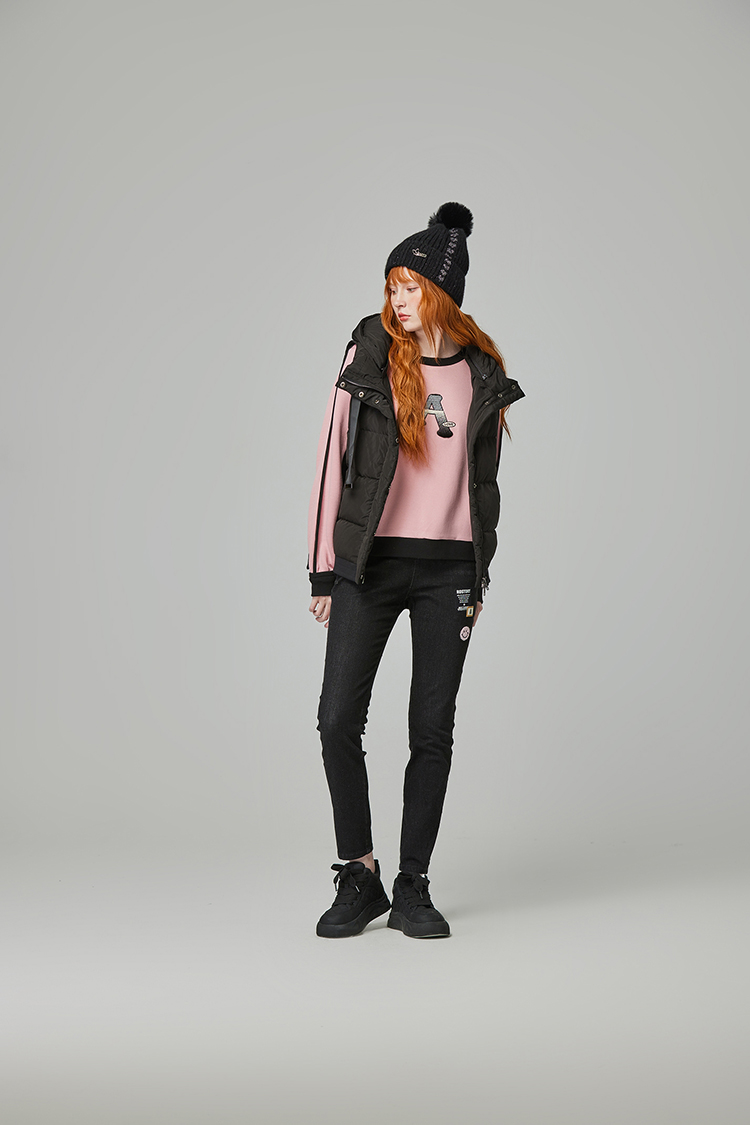 abito可愛電繡牛仔直筒褲