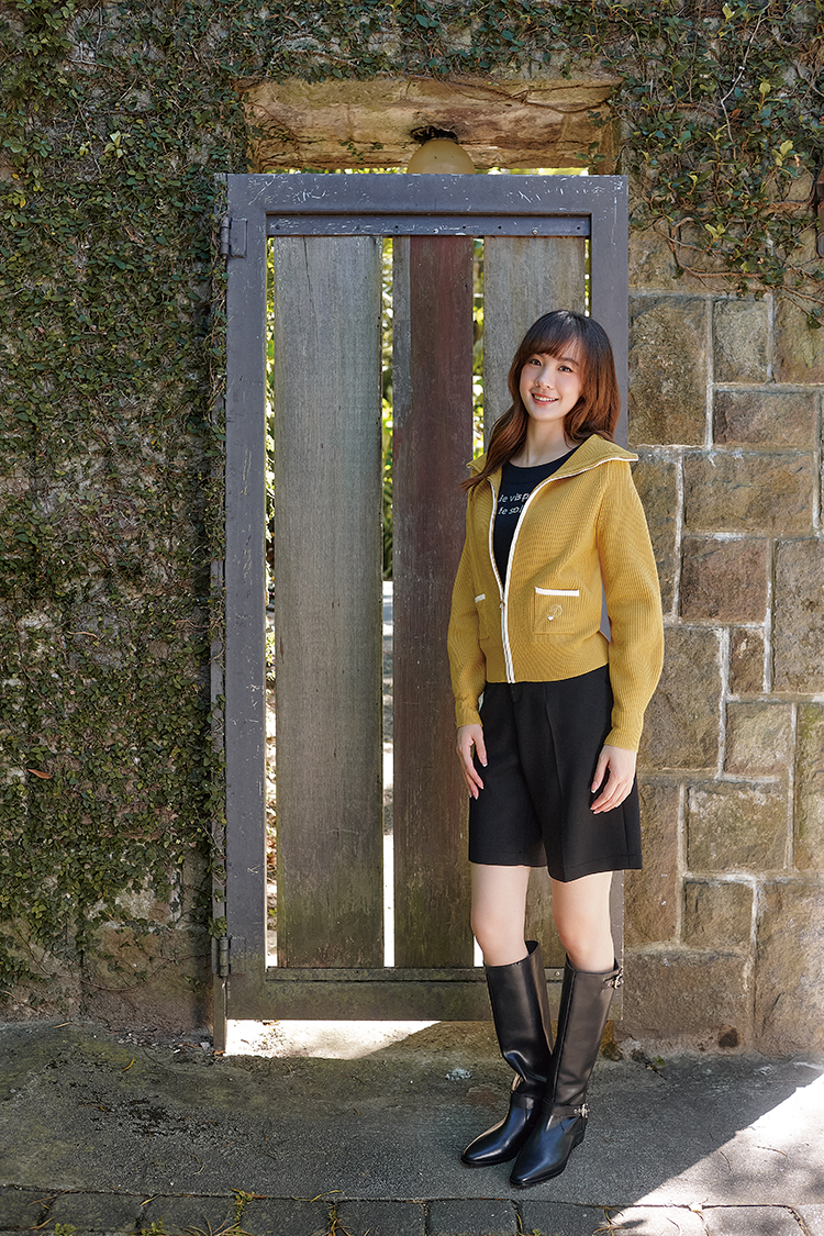 DITA修身簡約長袖上衣