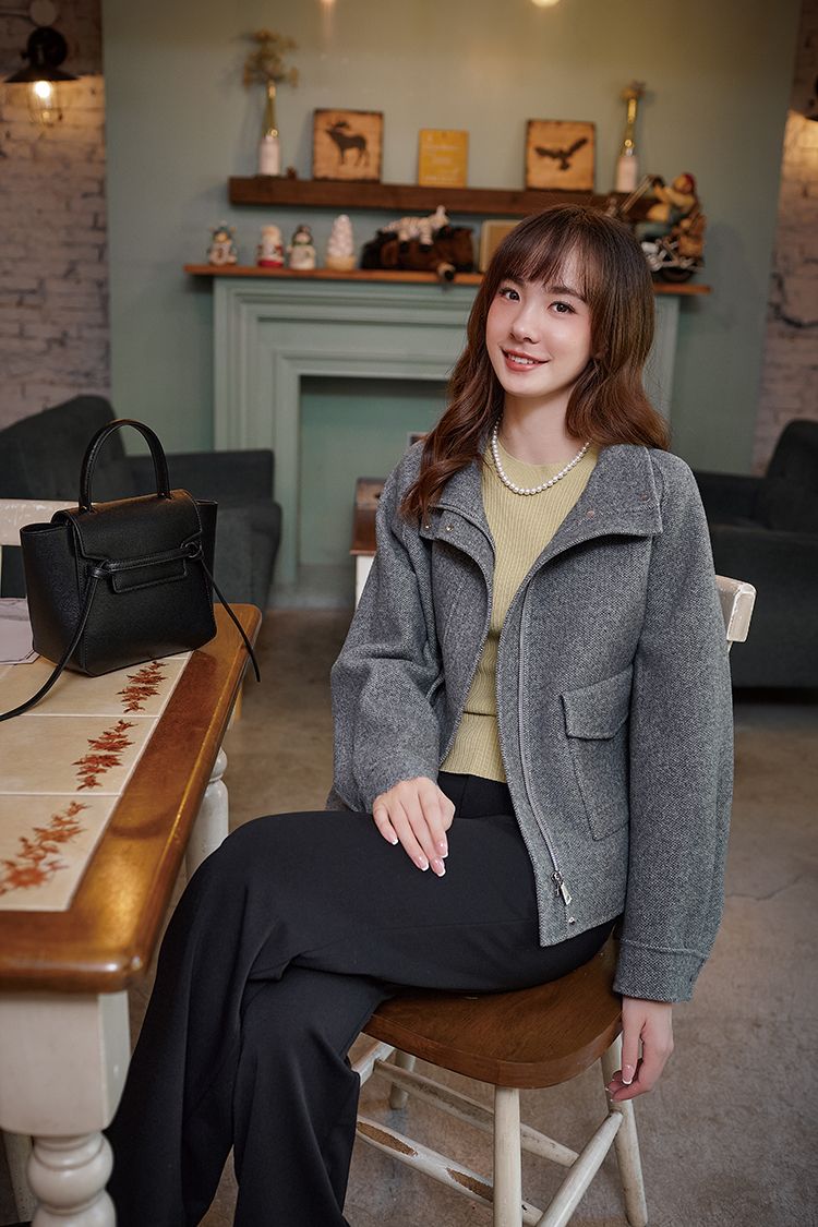 DITA多口袋修身小喇叭褲