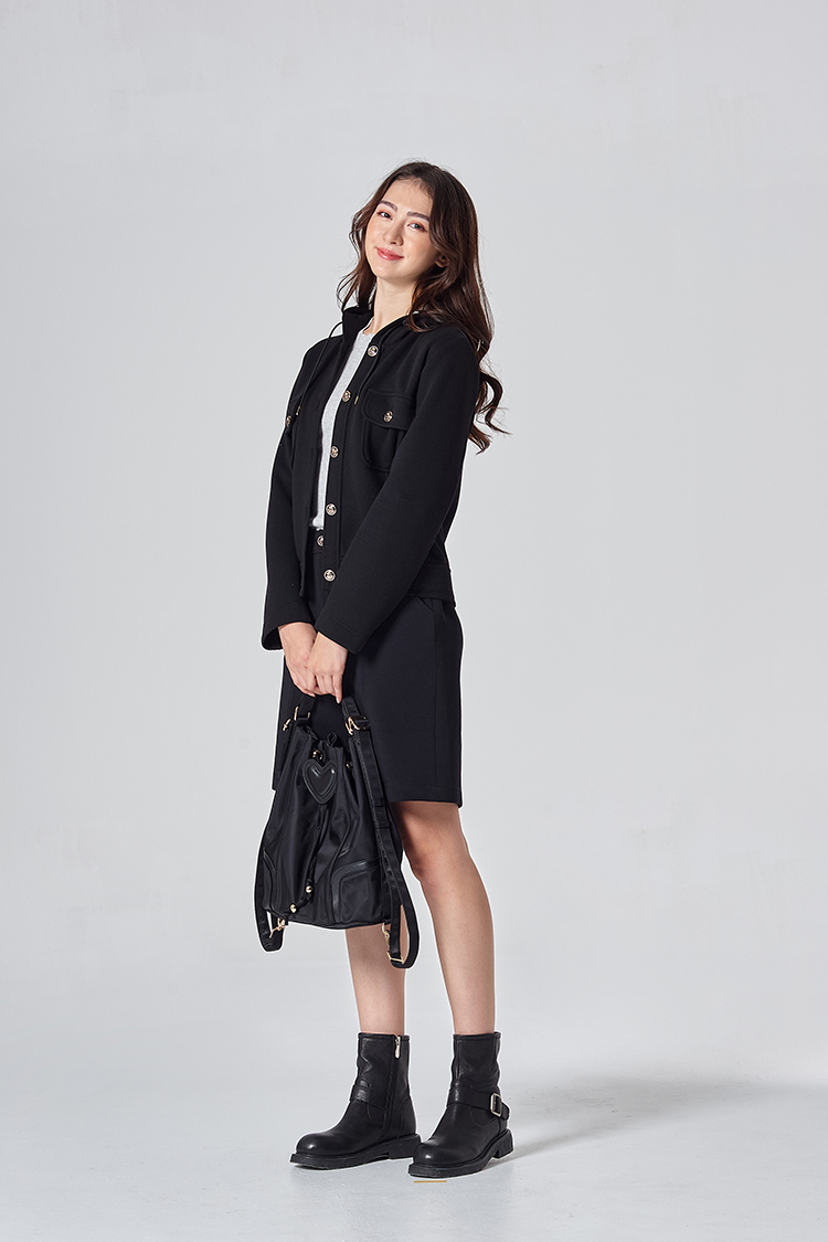 DITA優雅扣式短版皮革外套