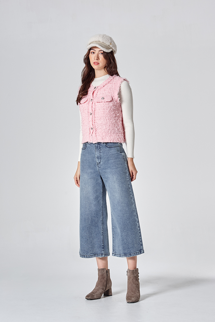 DITA修身一體成形針織上衣