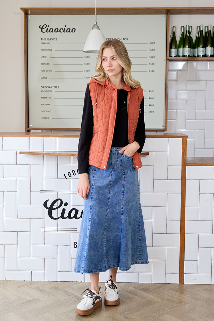 JOAN立體電繡解構標語T恤