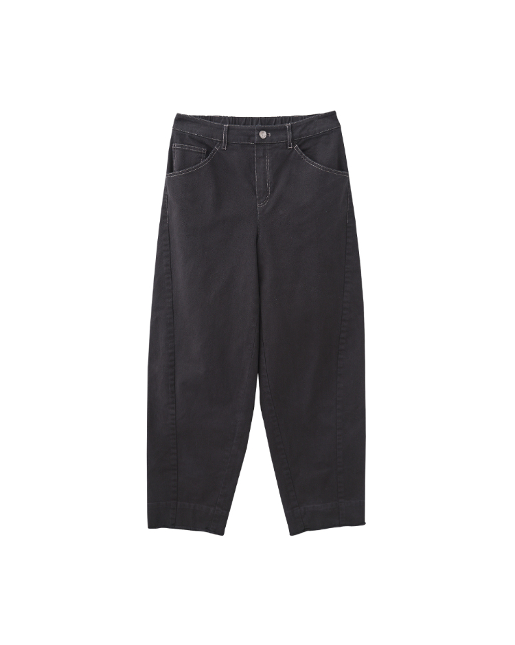 JOAN顯瘦剪裁弧形九分牛仔褲