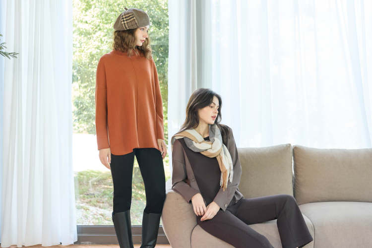 JOAN微立領側釦寬鬆針織上衣