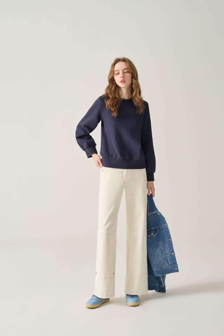 JOAN低調立體壓紋寬鬆衛衣